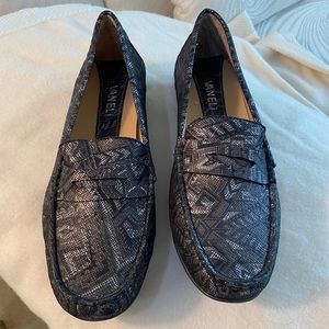 VANELI Loafers - trendy style.  Black/Grey/Silver pattern